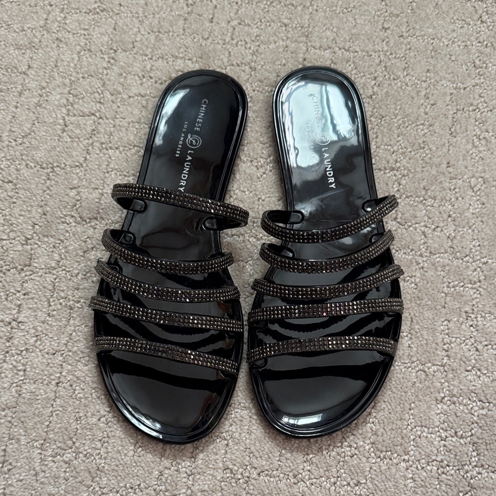 Chinese Laundry Glossy Black Jelly Sandals